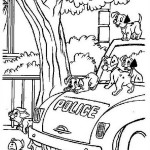 Полицейская машина и далматинцы