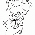 Мишка и мороженое